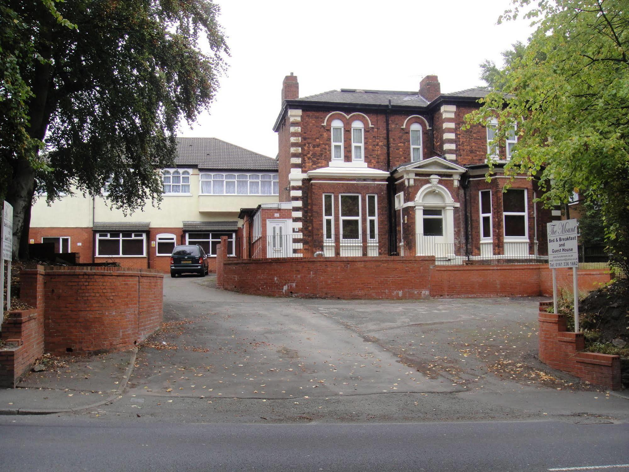 Mount Guest House Denton  Exterior photo